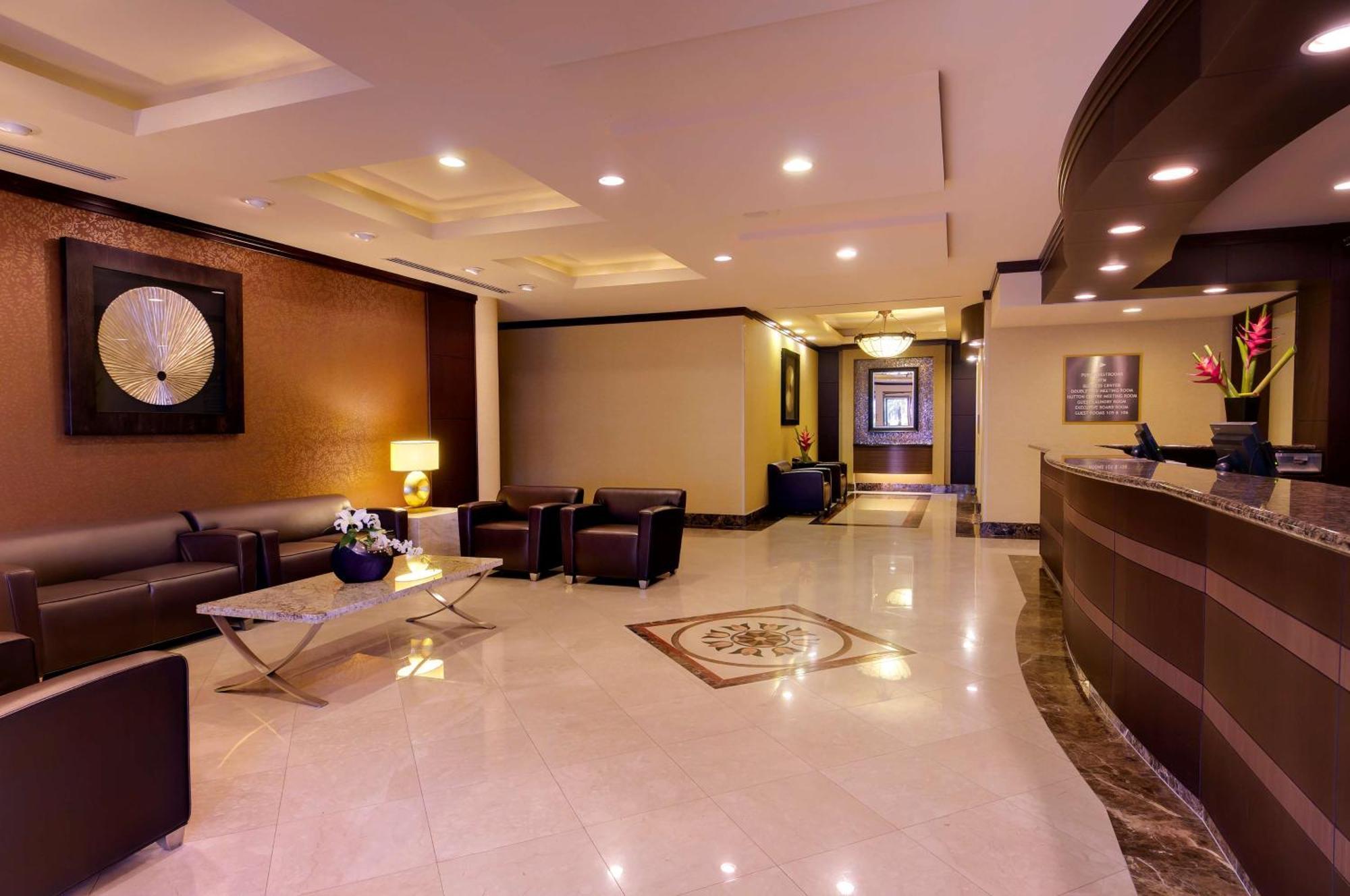 Doubletree By Hilton Orange County Airport Hotel Santa Ana Exterior photo